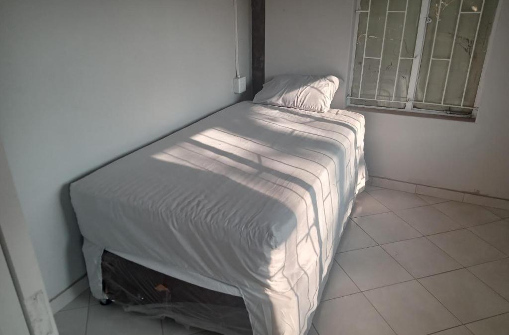Pretoria West Hotel | Las Palmas Day & Night Guest House