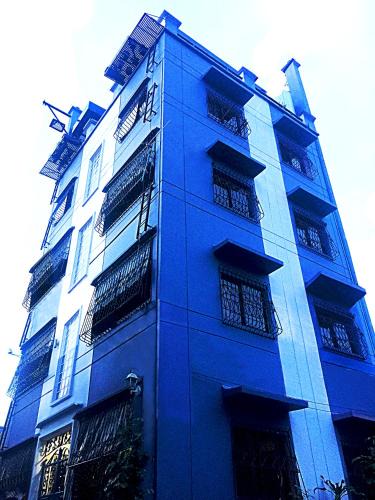 Las Pinas Bed & Breakfast | Las Pinas Serviced Apartment