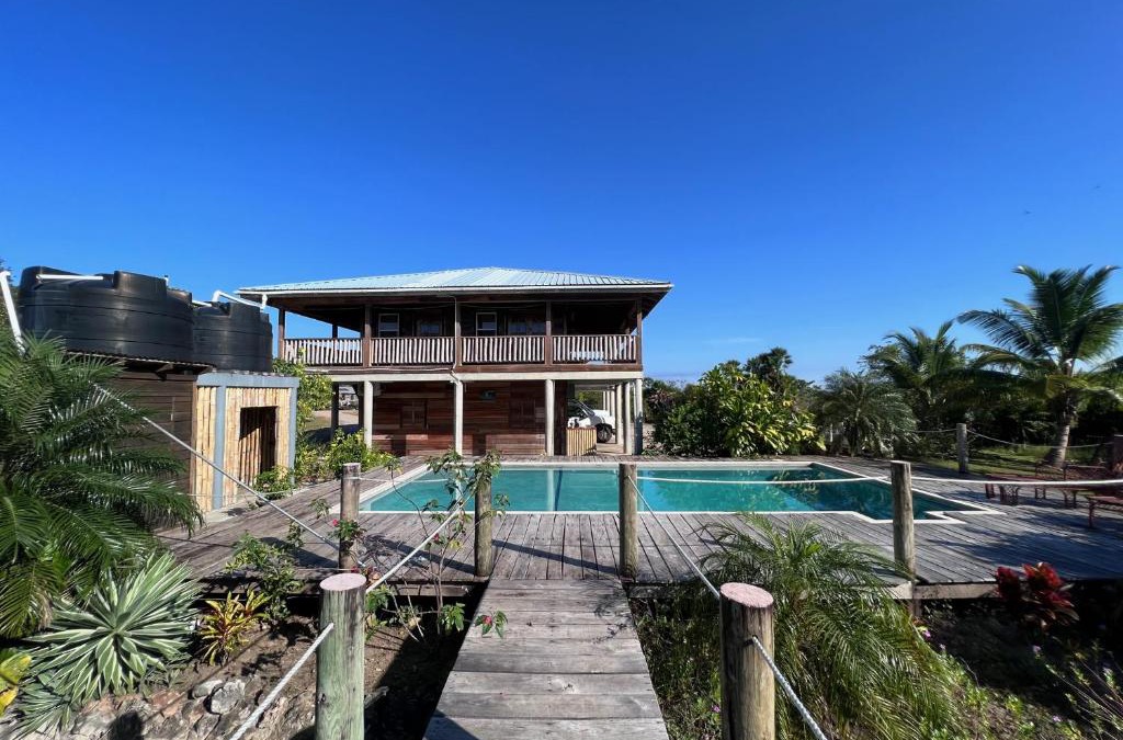 Gales Point Villa | Last Frontiers