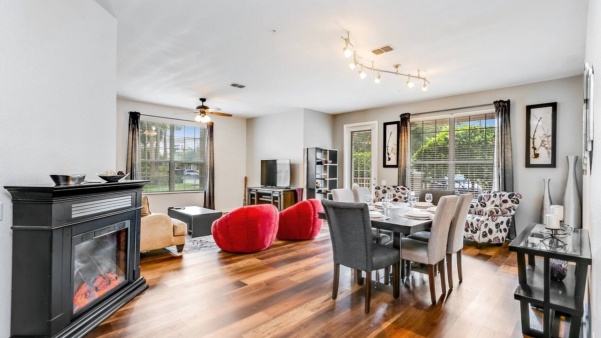 Florida Central Atlantic Coast Apartment | Last Minute Disney Getaway! Luxury Condo with Private Balcony. Book Now! #39244