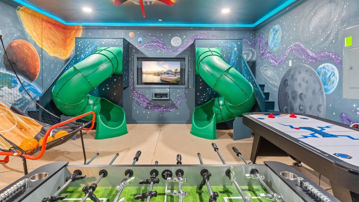 Davenport Villa | Last Minute Disney! Private Pool, Hot Tub, Game Room & Themed Bedrooms. Book Now! #103477