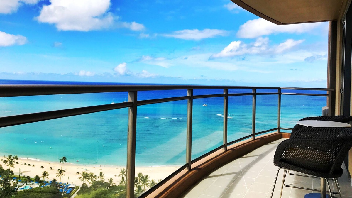 Waikiki Villa | **Last Minute Vacations** Hilton Hawaiian Village Waikiki Beach