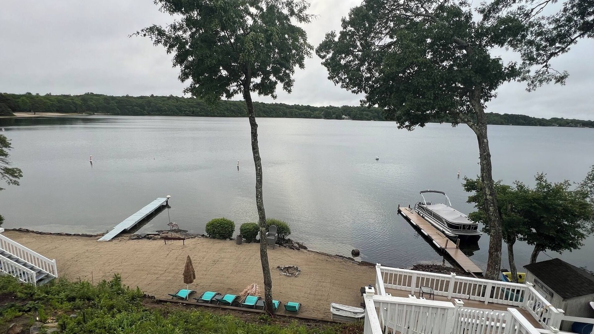 Mashpee House | Last two weeks in June just became available. Waterfront home on John’s Pond,