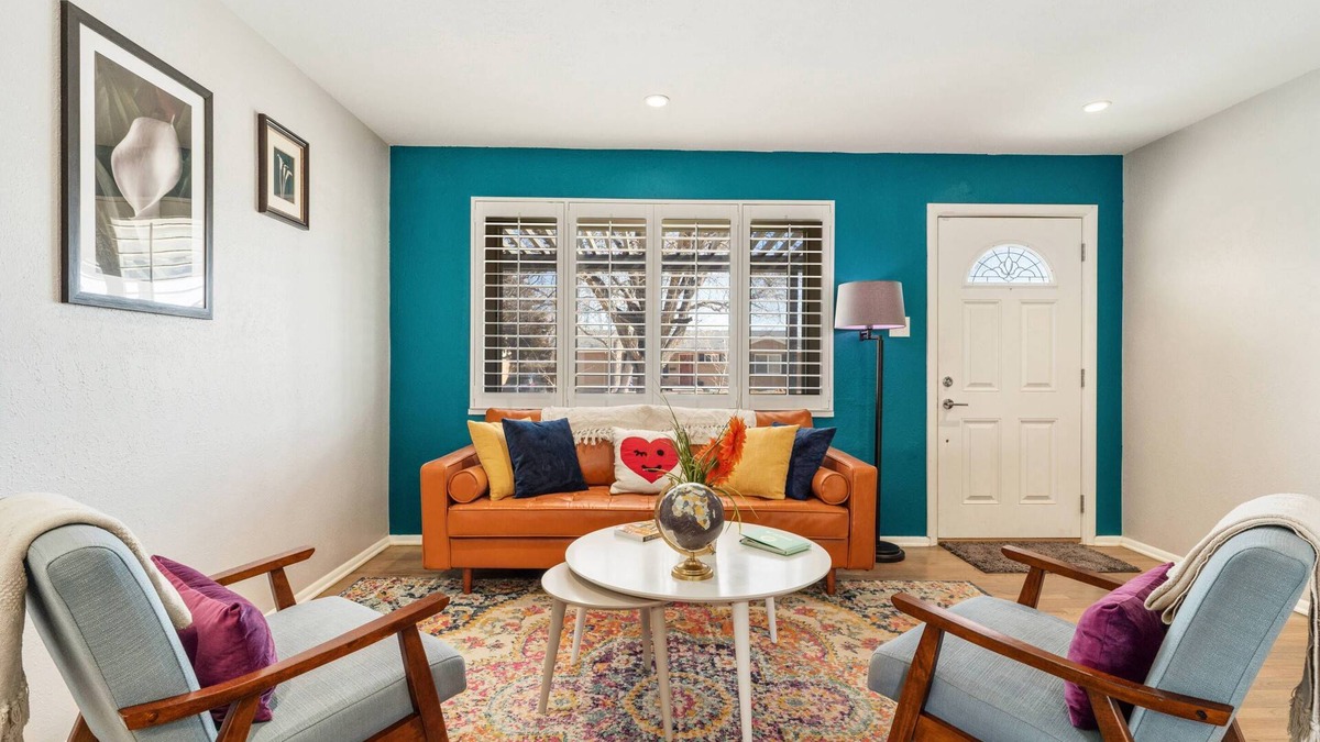 Washington Virginia Vale House | Late summer special! Book a stay during August and September and receive a 15% discount