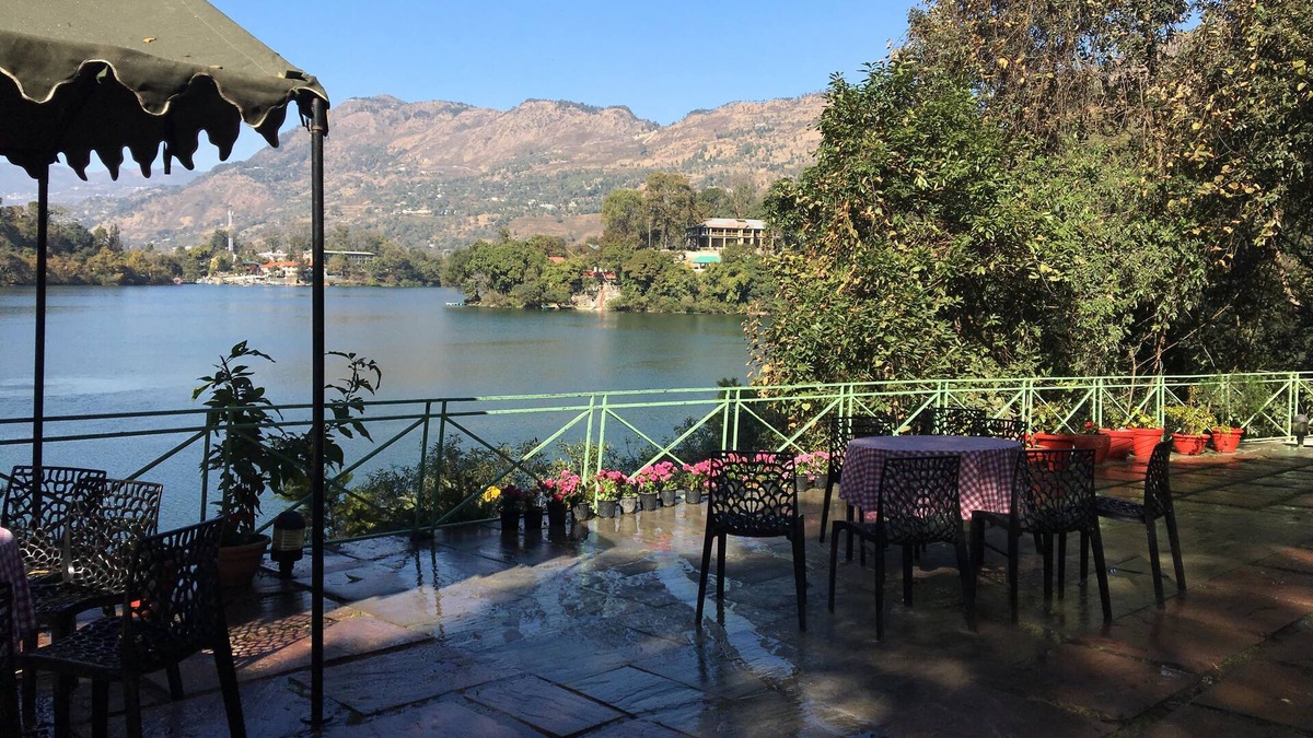 Naukuchiyatal Hotel | Latitude 29 by The Lake Resort