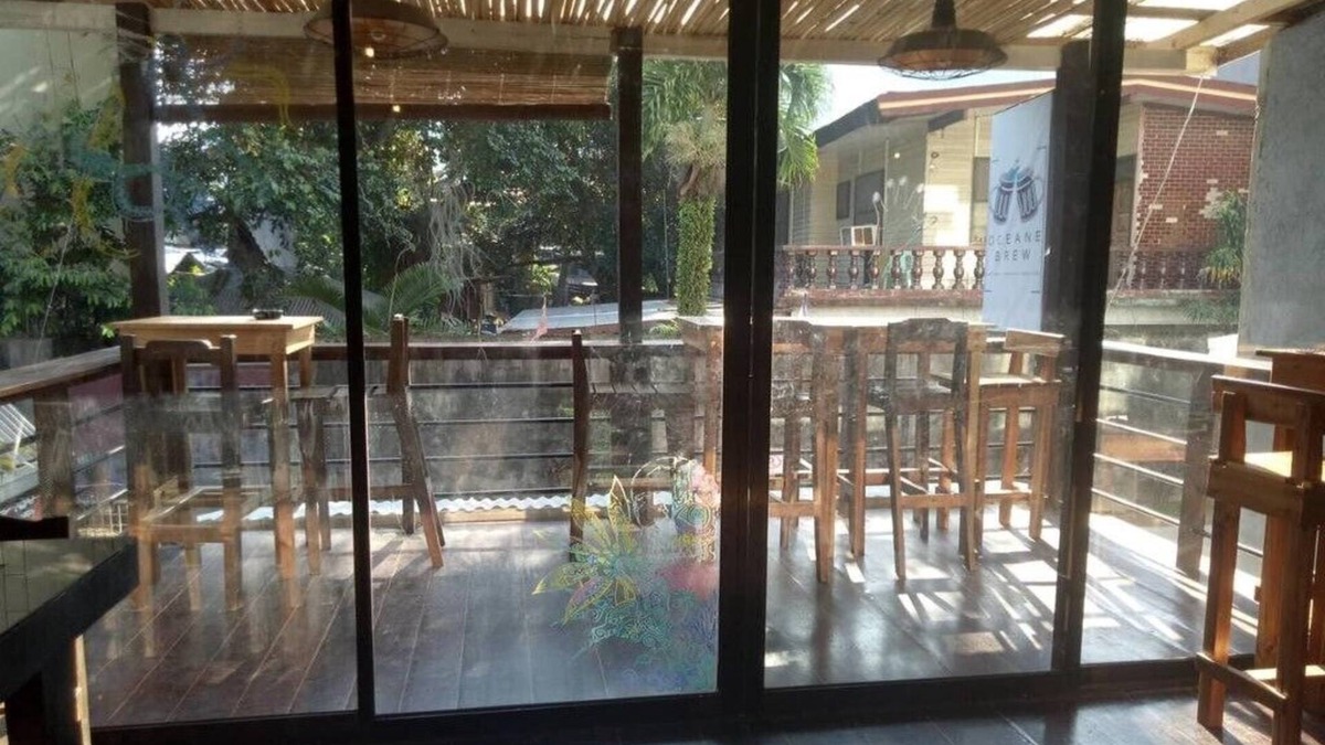 Barangay Buena Suerte House | Laule a Hostel El Nido (Double room #2)