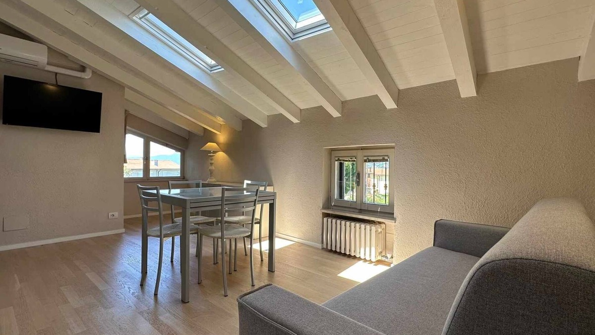 Cisano Apartment | Laura's Country House Bardolino Lake Pool & Tennis