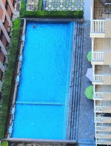 Pio del Pilar Apartment | Laureano di Trevi Makati Apartment with Balcony