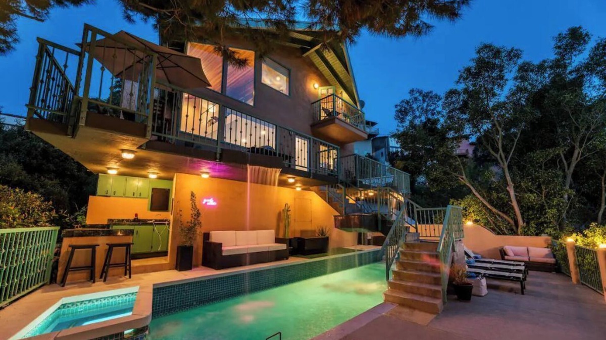 Hollywood Hills West House | Laurel Canyon house in the Hills with pool, spa, backyard projector & 180’ views