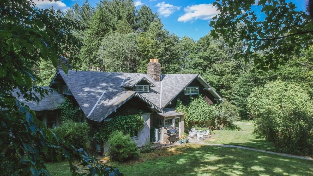 Roscoe Cabin | Laurel Lodge: Old World Catskill Charm near Livingston Manor