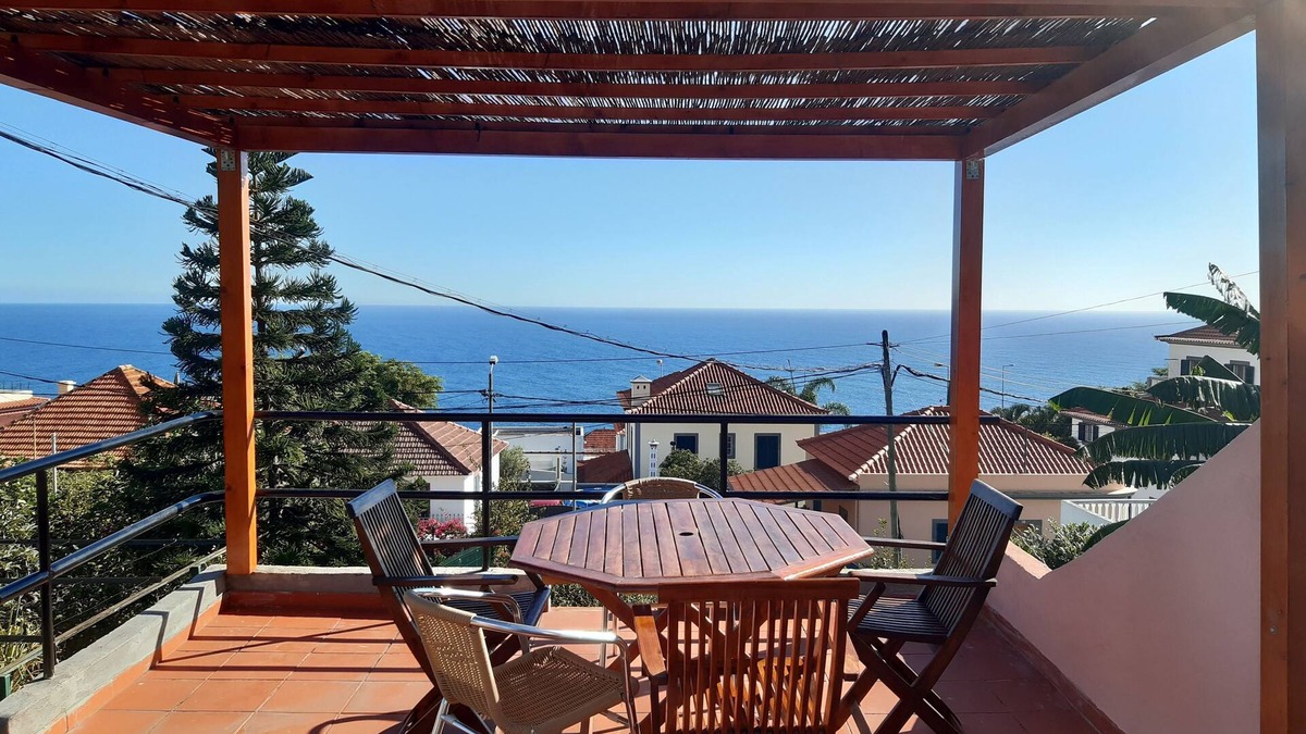 Santa Maria Maior House | Laurels House in Funchal - Typical and quiet