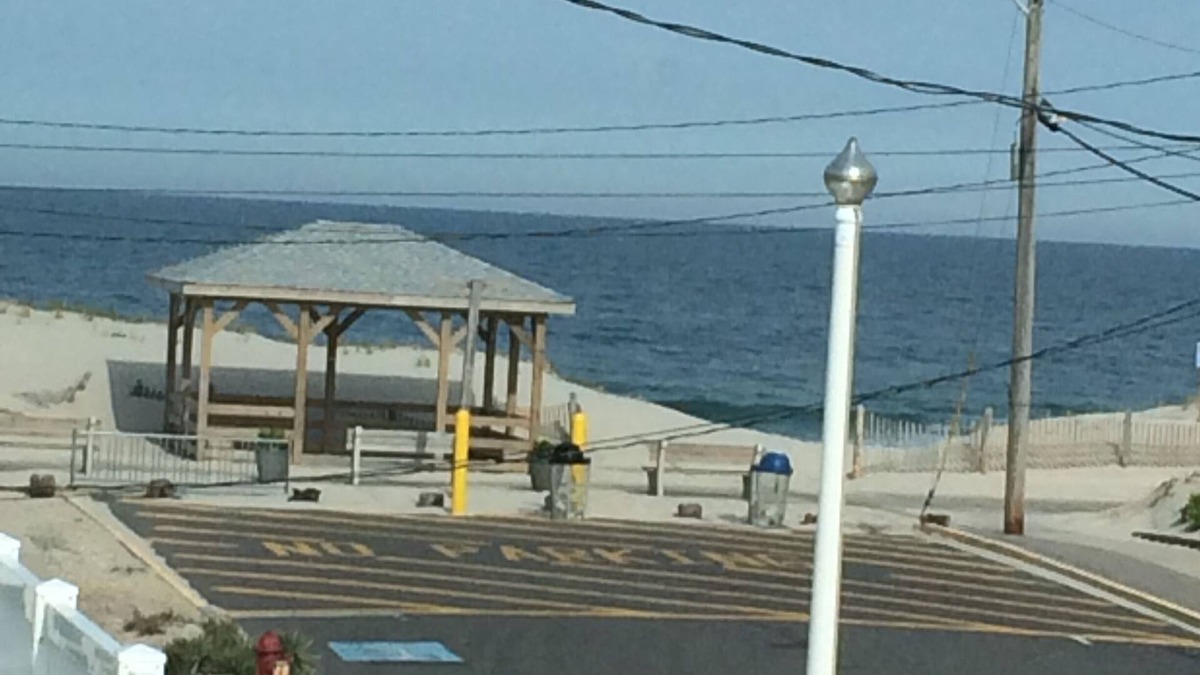 Lavallette House | LAVALLETTE, OCEAN VIEW, STEPS TO BEACH 7 KERR AVE LAVALLETTE
