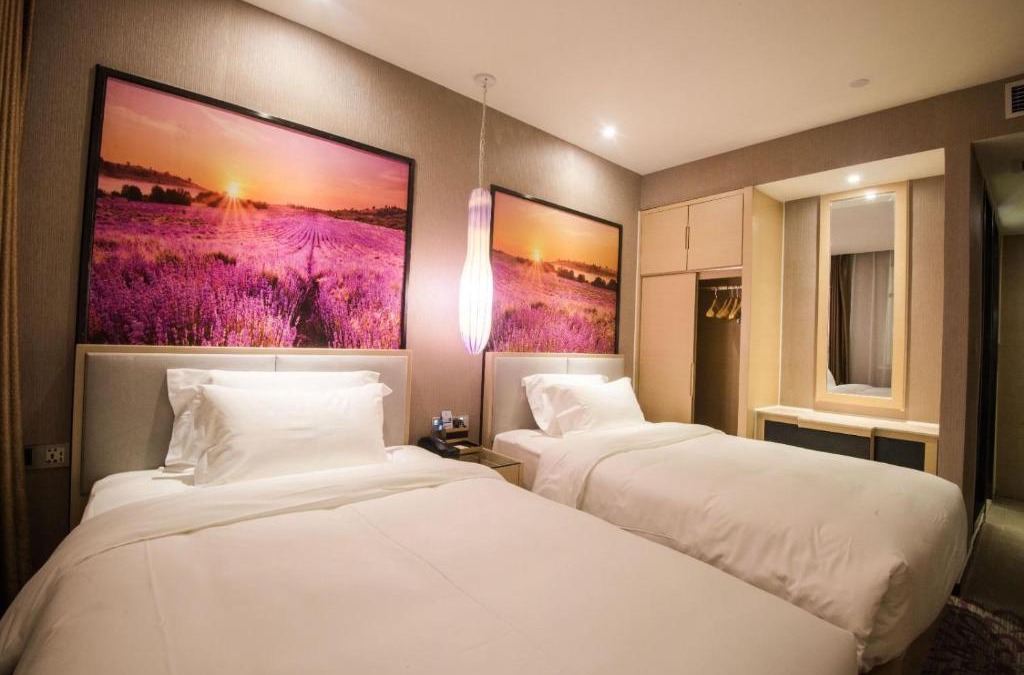 Zhongshan District Hotel | Lavande Hotel (Liupanshui Ancient Town Branch)