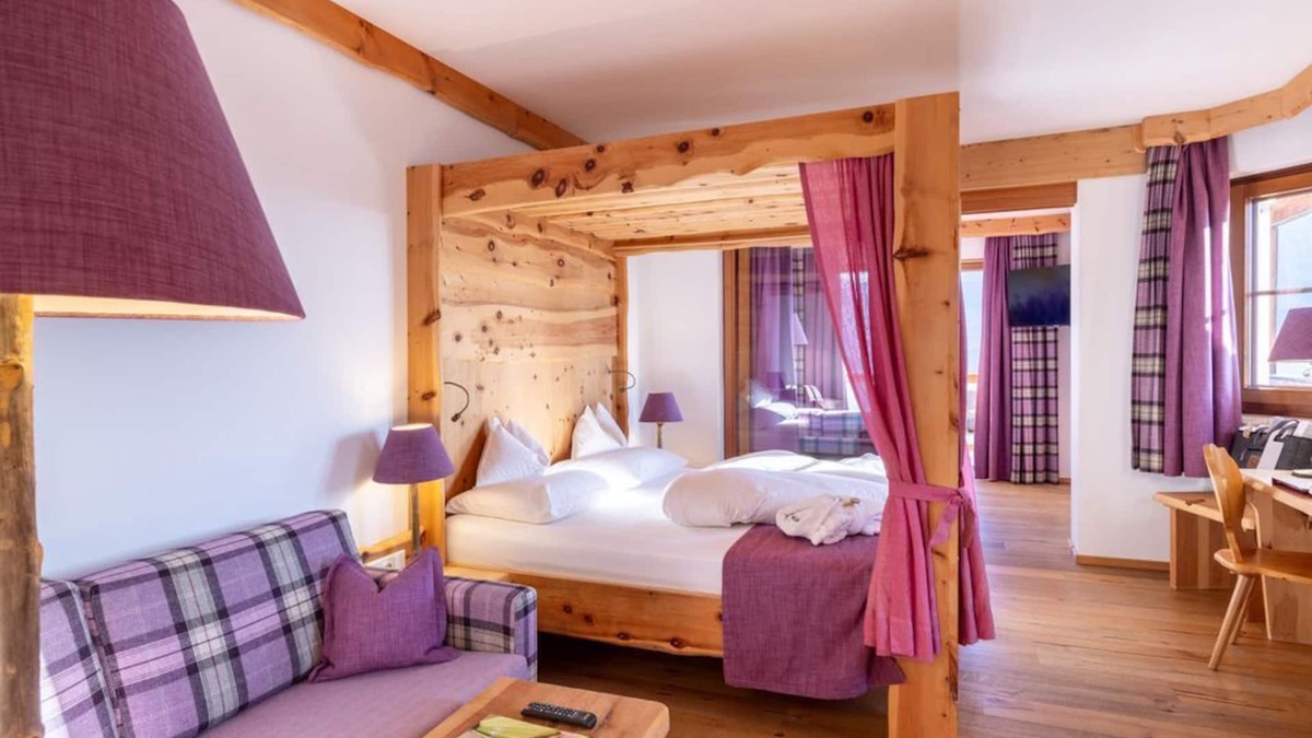 Haus House | "Lavendel Superior" - double room with shower, WC (1-3 N.) - Nature and wellness hotel
