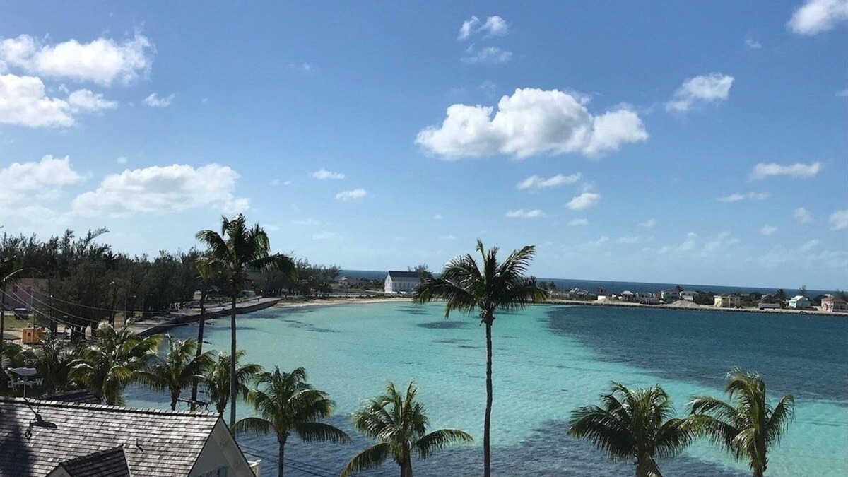 Governor's Harbour House | Lavender Beach House 2 Bedroom Home