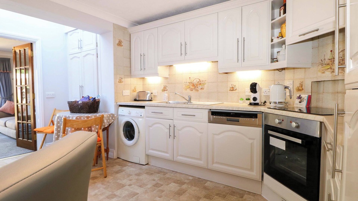 Hailsham Cottage | Lavender Cottage