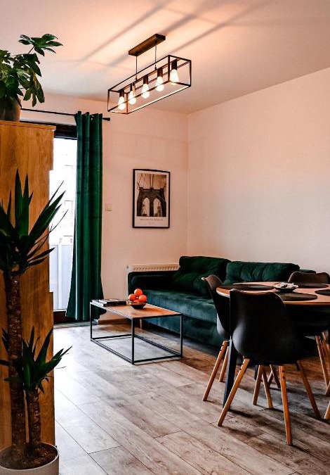 Gdansk Apartment | Lavender Hill Apartment