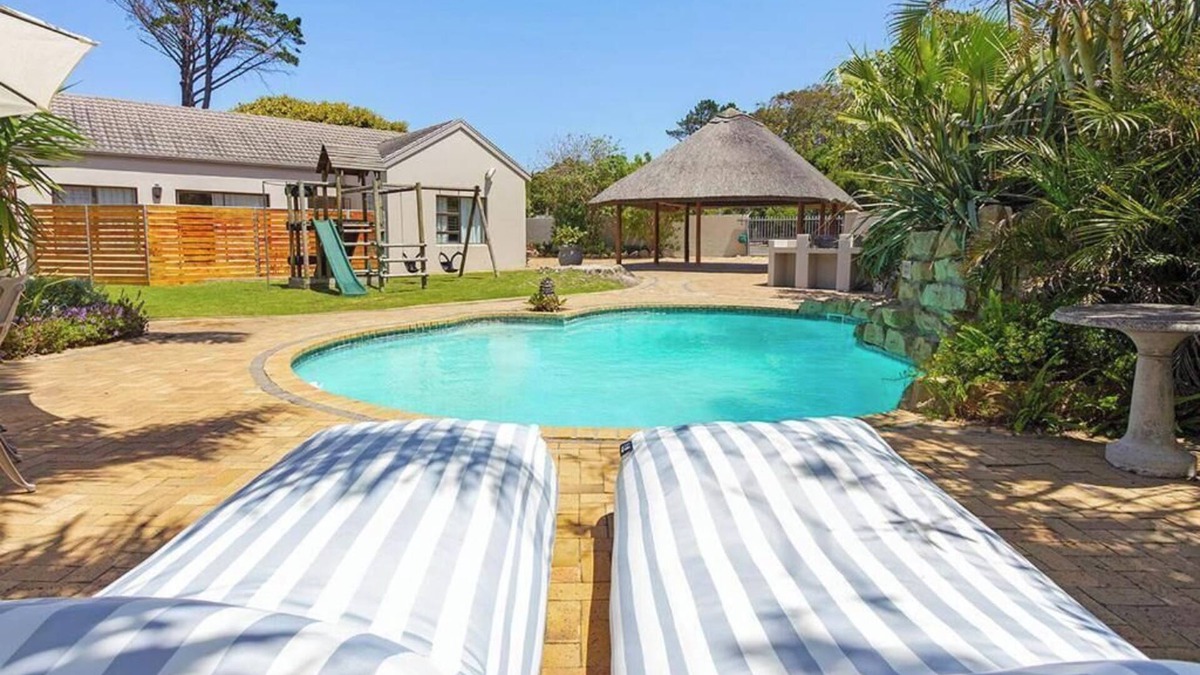 Tokai Apartment | Lavender self-catering room & Sage - Standard Self catering unit