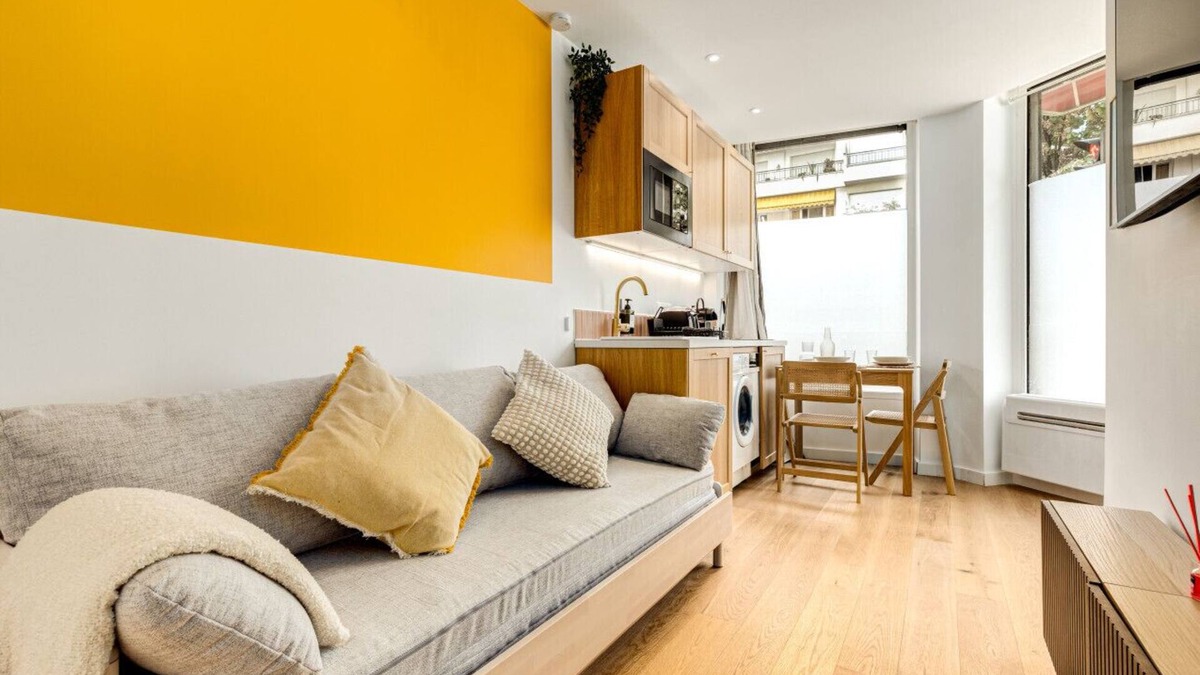 Gambetta Apartment | Lavie Maison | Hot Tub Seaside Studio