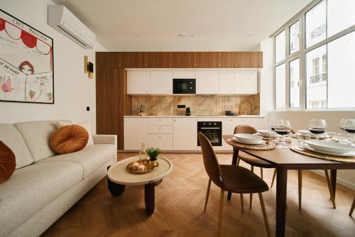 Marais Apartment | Lavie Maison Marais Sauna Hot Tub
