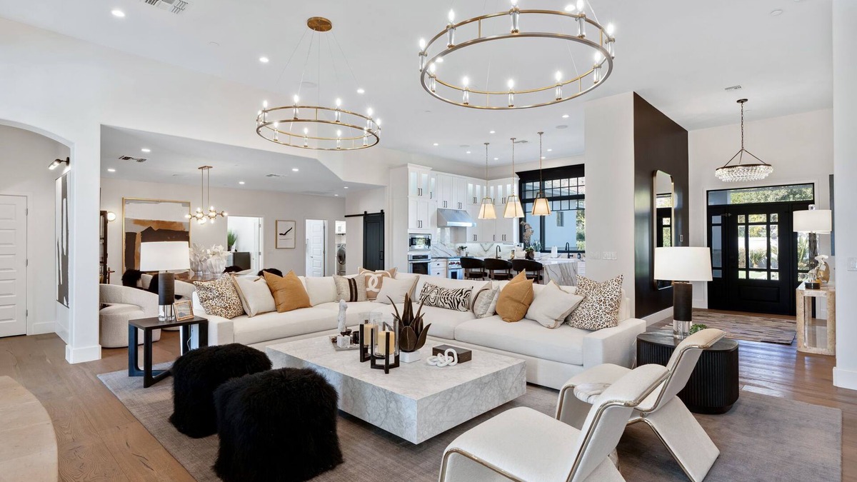Alta Hacienda House | Lavish 6 Bedroom Gated Estate Next to The Phoenician at Camelback Mountain