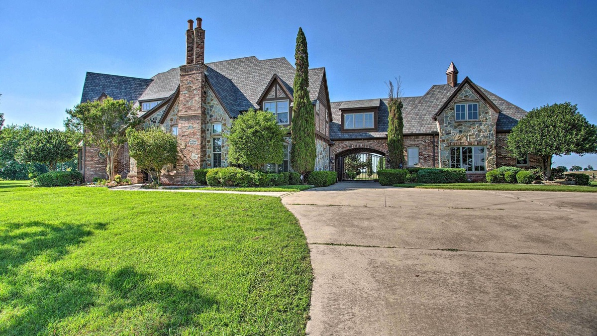 Weston House | Lavish Celina Home w/Patio & Game Room!