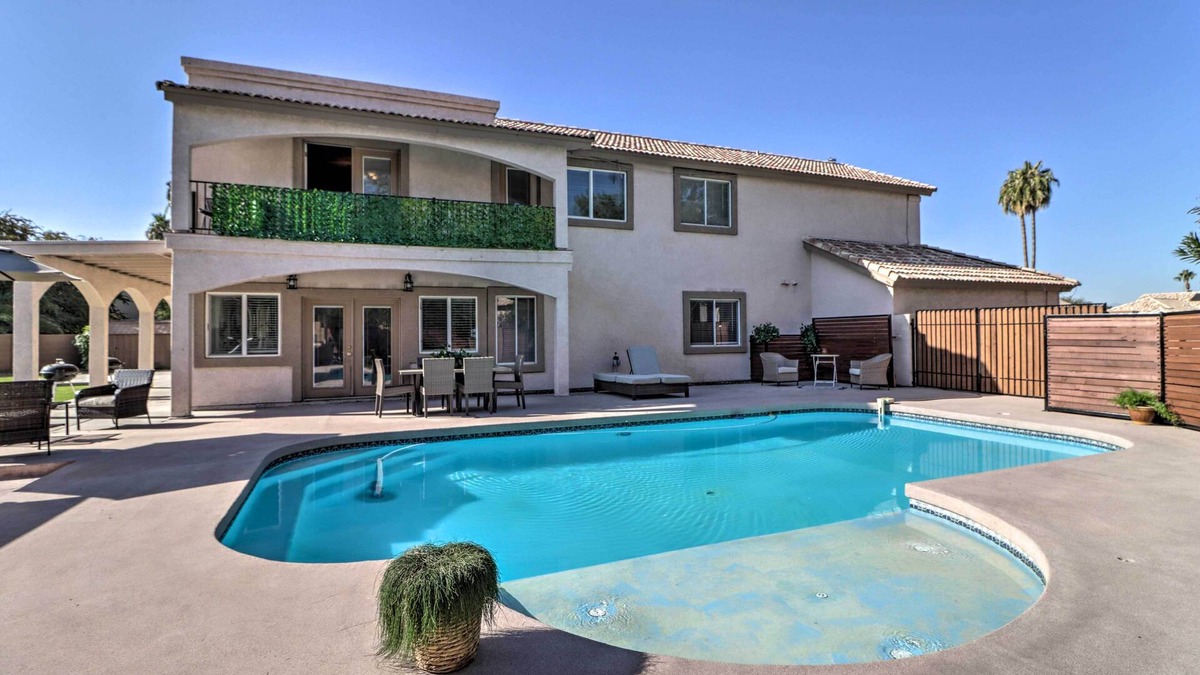 Las Vistas House | Lavish Family Escape w/Game Room in Avondale!