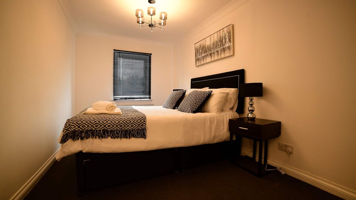 Govan Apartment | Lavish modern 1 bedroom Apt close to city centre