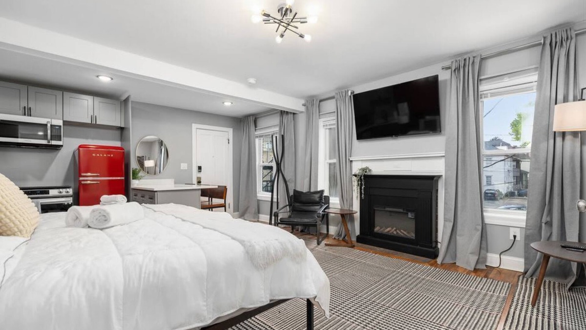 University District Apartment | Lavish Studio in the heart of OSU campus
