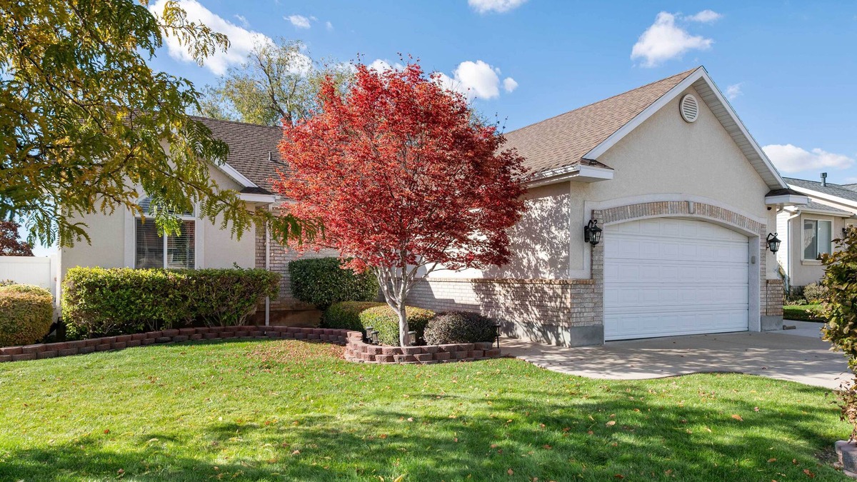 Layton House | Layton Escape Near Air Force Base & Snowbasin
