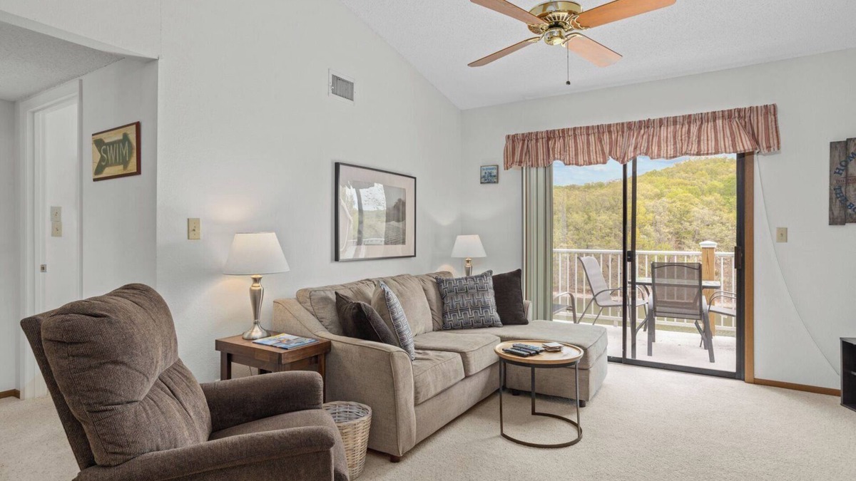 Osage Beach Condo | Lazy Days B-11 - Two Bedroom Apartment, Sleeps 6