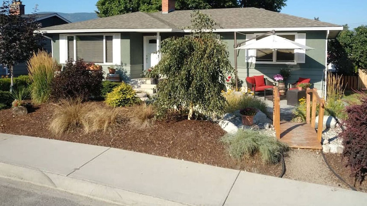 Okanagan-Similkameen House | Lazy Days on Leir-2 Bedroom Guest Basement Suite