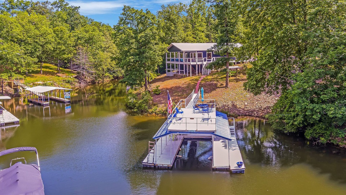 Jasper House | Lazy Daze: 3 BR, 2 BA in Jasper , Sleeps 11