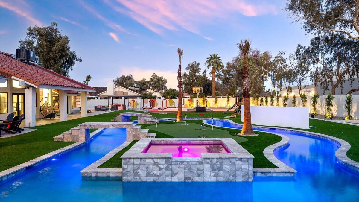 Glendale House | Lazy River Luxe | Pickleball | 6BR's | Pool & Spa
