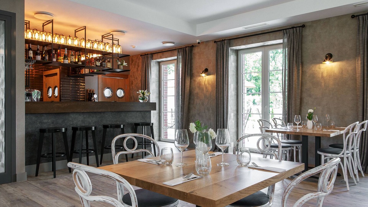 Suleczyno Hotel | Leśny Dwór