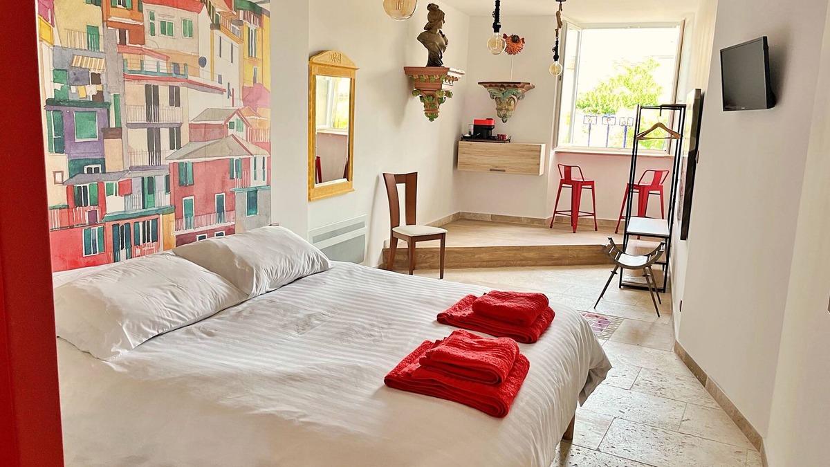 Limoux Apartment | Le 1693 - 4* Charm & Comfort in Cathar country