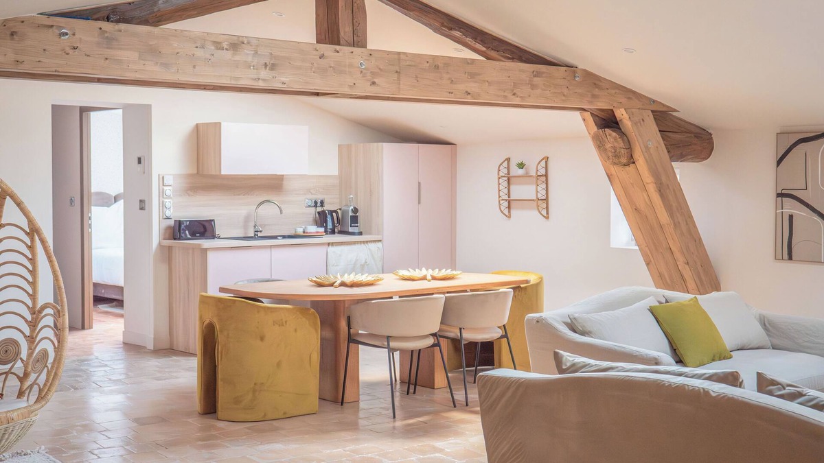 Pezenas Apartment | Le 1789, Gîte Haut de Gamme Pour les Amoureux de Rêverie, Avec Piscine et Sauna