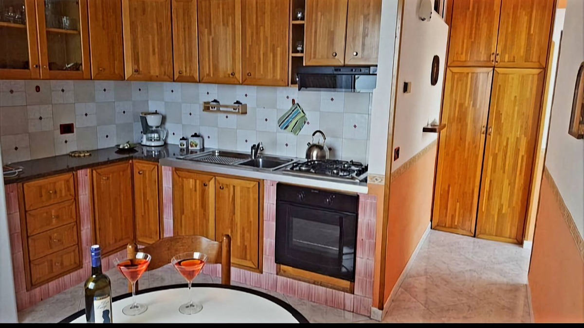 San Michele Apartment | "LE ARCATE" vacation home in the center of the Amalfi coast.
