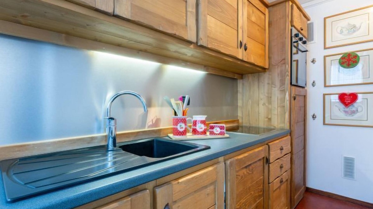 Chamonix City Centre Apartment | Le Beau Site by Interhome