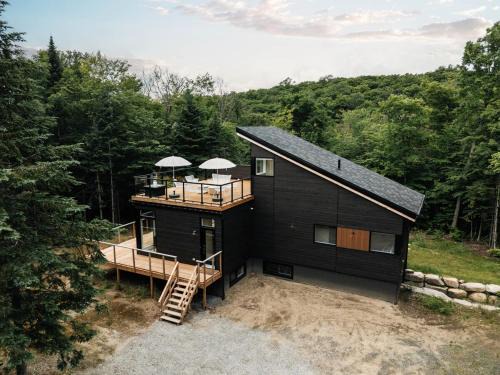 St-Adolphe-d'Howard House | Le Belvédère - Retraite scandivane
