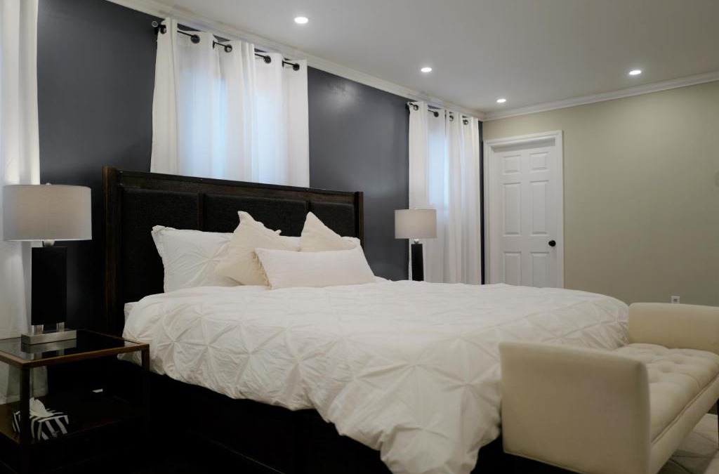 Erin Mills Bed & Breakfast | Le Boutique Great Toronto