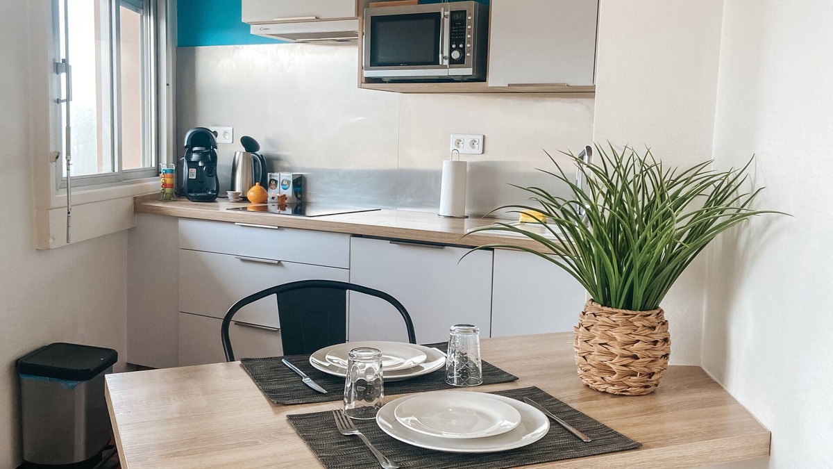 Brive-la-Gaillarde Apartment | Le Bouton Dor, Studio Lumineux Avec vue et Parking Sécurisée