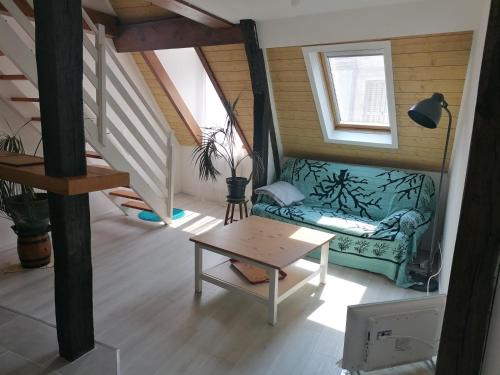 Chartres Apartment | Le Break Time