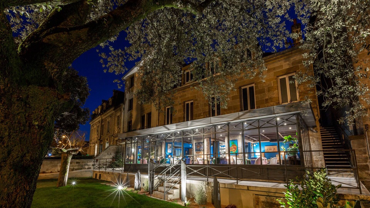 Brive-la-Gaillarde Hotel | Le Chêne Vert