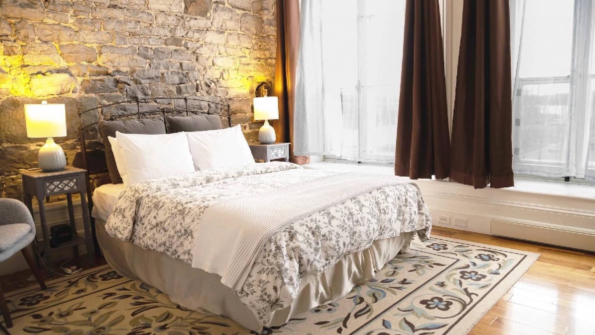 Lower Town Apartment | Le Champlain - Royal Dalhousie