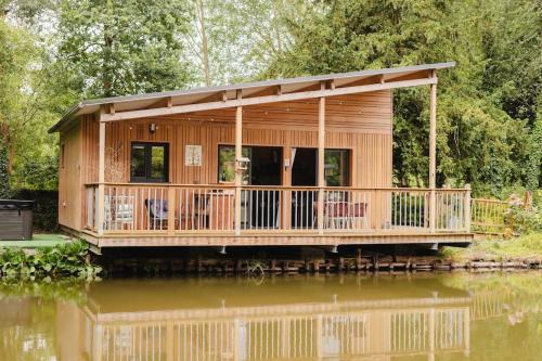 Saint-Lo Ski Chalet | Le chant des oiseaux - Chalet