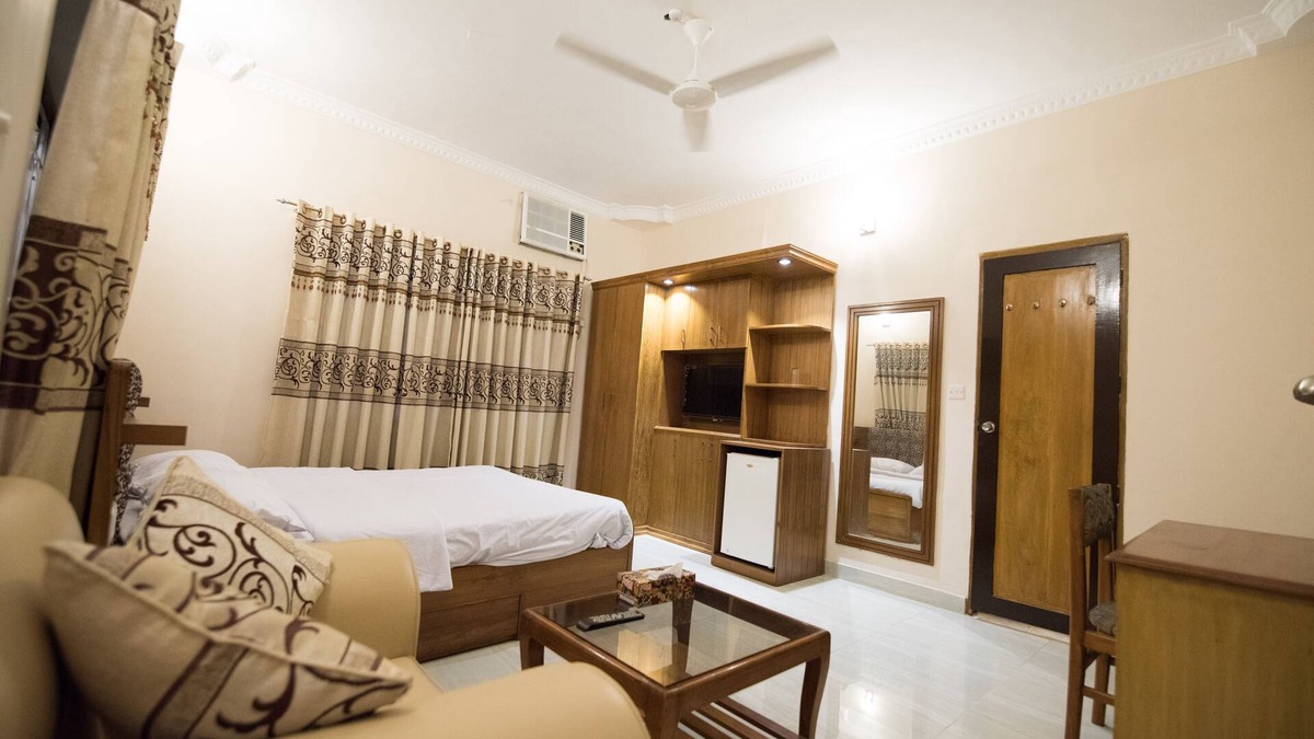 Gulshan House | Le Chateau cheap prices Boutique hotel in Gulshan