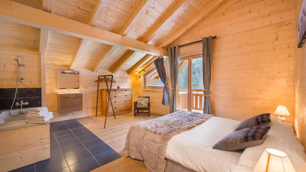 La Chapelle-d'Abondance Ski Chalet | Le Ciste - Chalet - BO Immobilier- Châtel- remises sur les forfaits de skis Châtel ou Portes du soleil