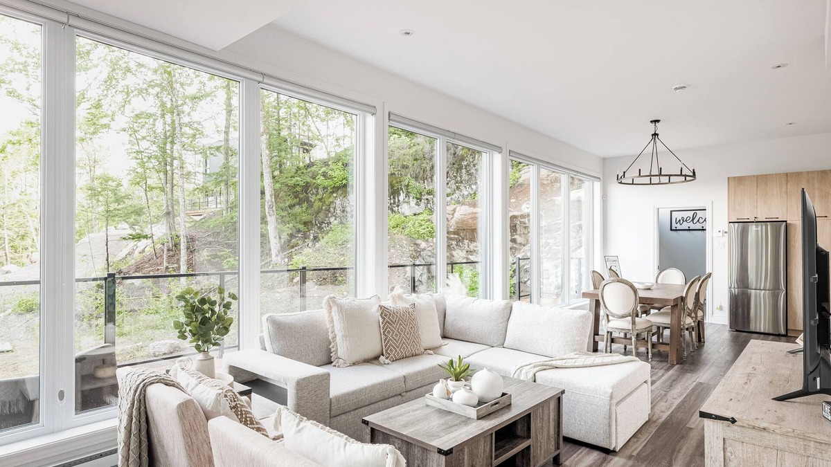 La Conception Ski Chalet | Le Cliff Cabin Farmhouse Moderne