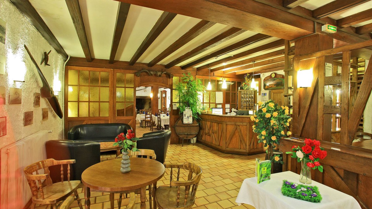 Pradines Hotel | Le Clos Grand